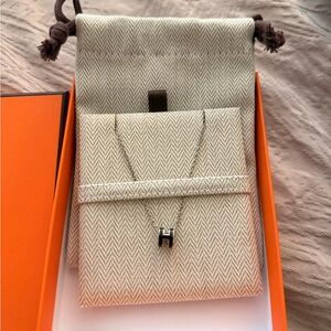 Hermes mini pop h necklace